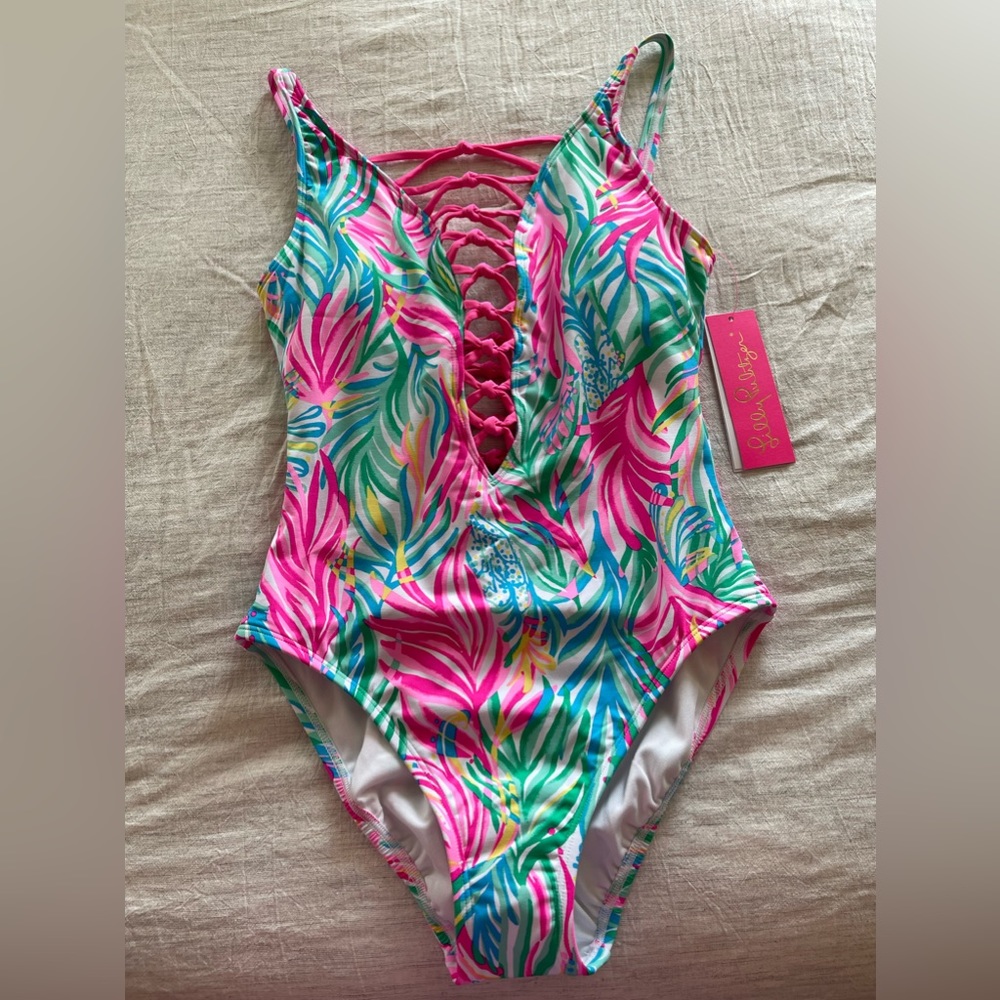 Gorgeous Brand new with tags Isle Lattice Lilly Pulitzer One Piece Swimsuit